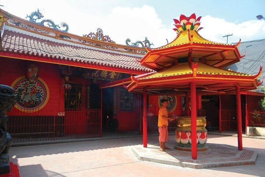 Chinese temple