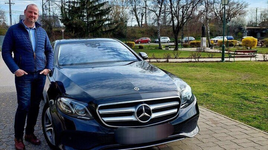 Budapest Private City Tour by car in 3 hours