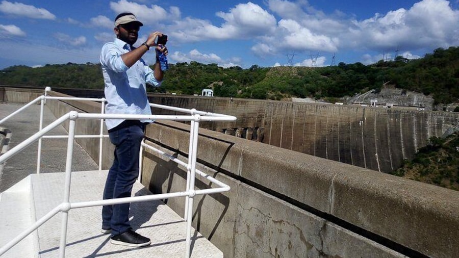 Kariba Dam wall day visit