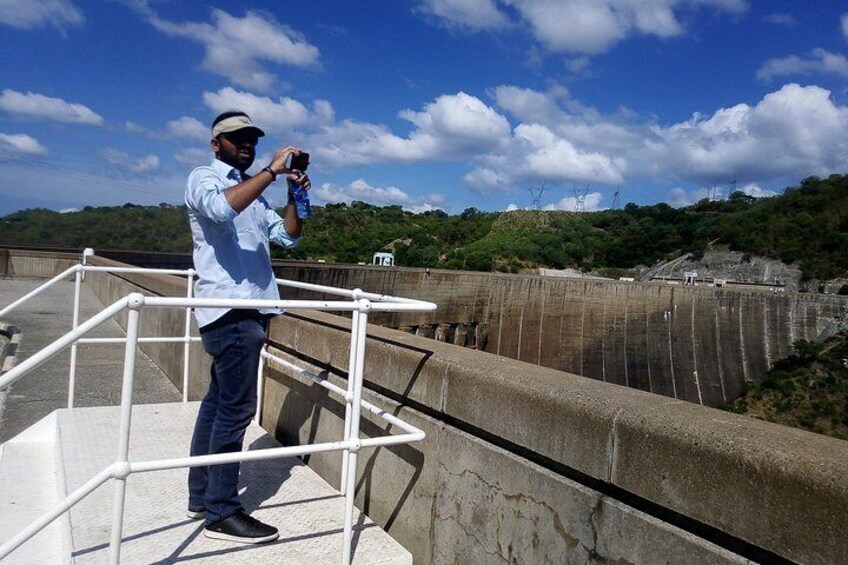 Kariba Dam wall day visit 