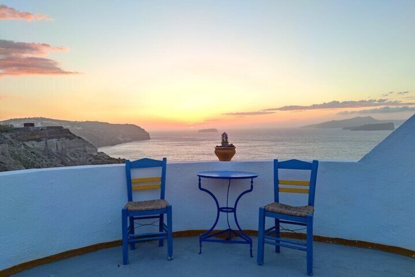 Santorini Must-See Highlights: Private Sightseeing Tour
