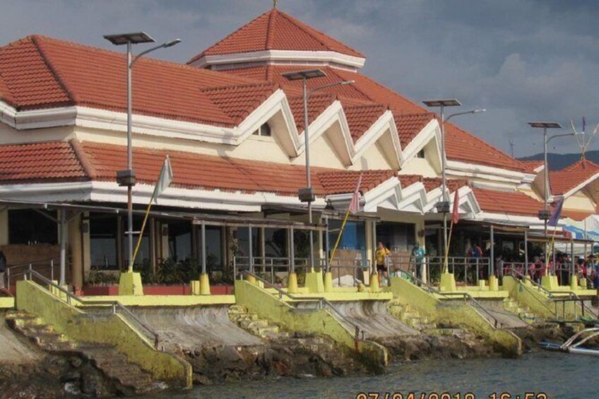 Show item 2 of 30. Caticlan Jettyport