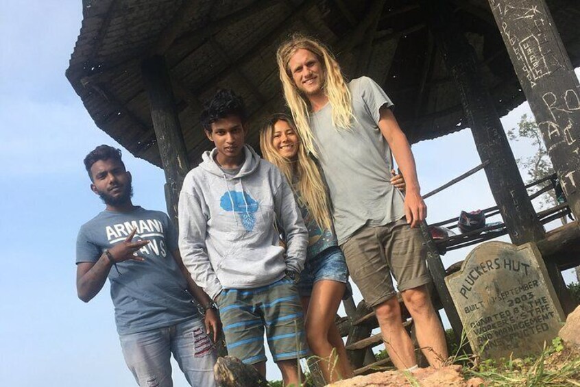 Guided tour Ella & Diyaluma waterfall by car