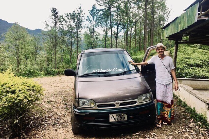 Guided tour Ella & Diyaluma waterfall by car