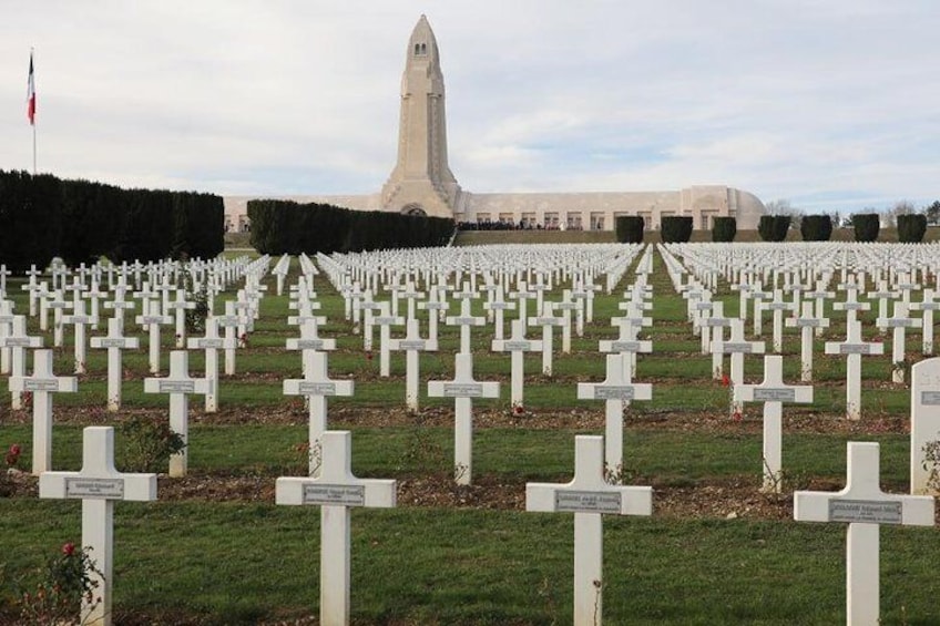 VERDUN battlefield tour, guide & entry tickets included