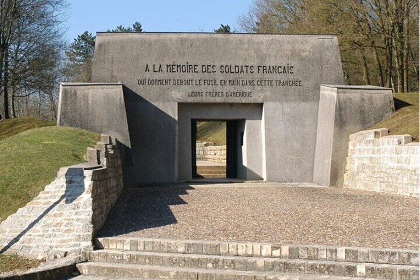 VERDUN battlefield tour, guide & entry tickets included