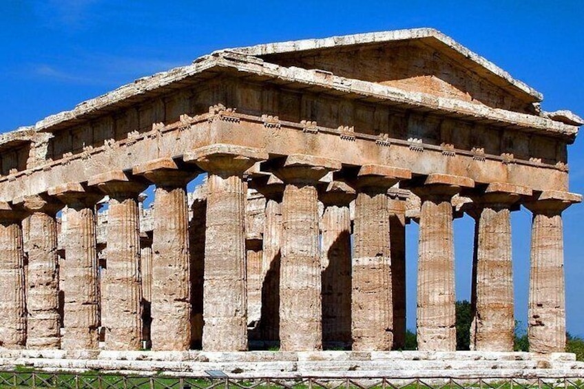 TEMPLE OF NEPTUN