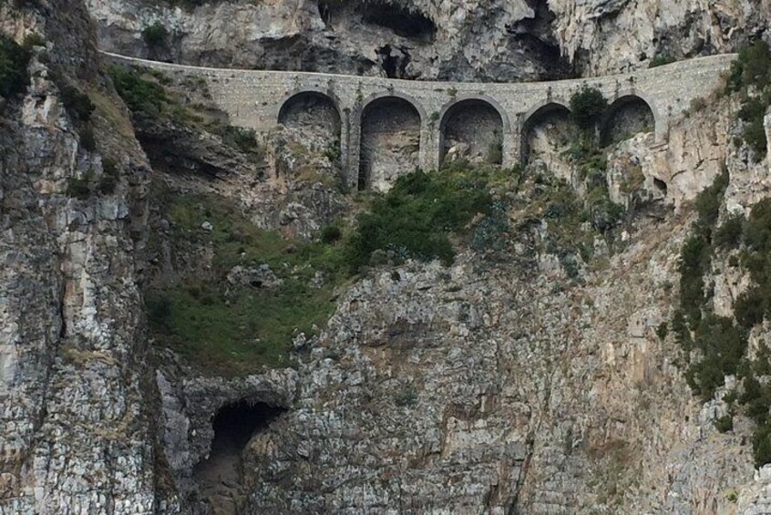 Full-Day Amalfi Coast and archaeological site of Paestum