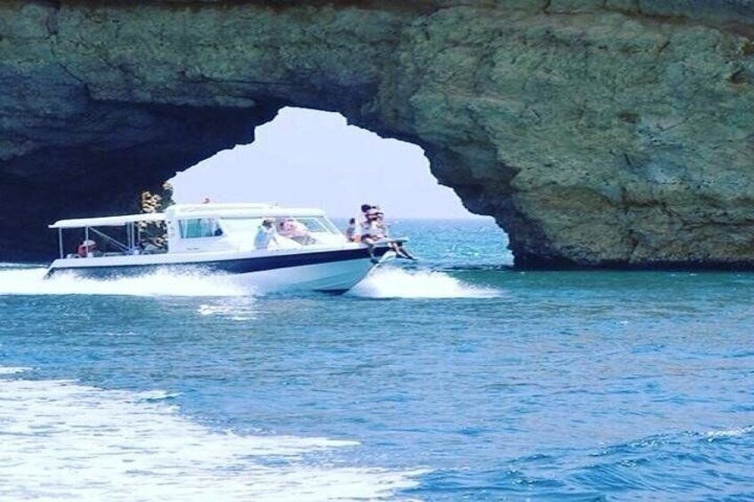 Muscat sea trips,Oman day tours