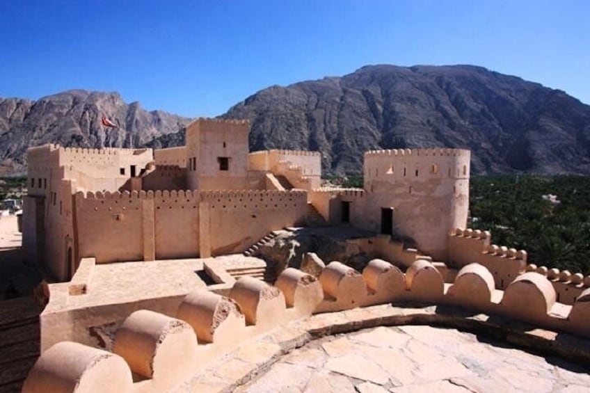 Nakhl , Ain Thawarae , Oman day tours