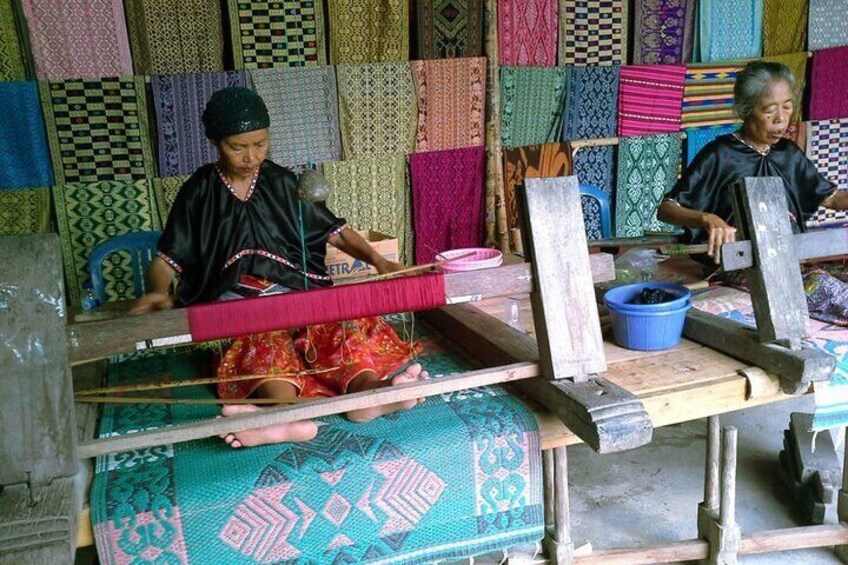 Explore Lombok Traditional Villages