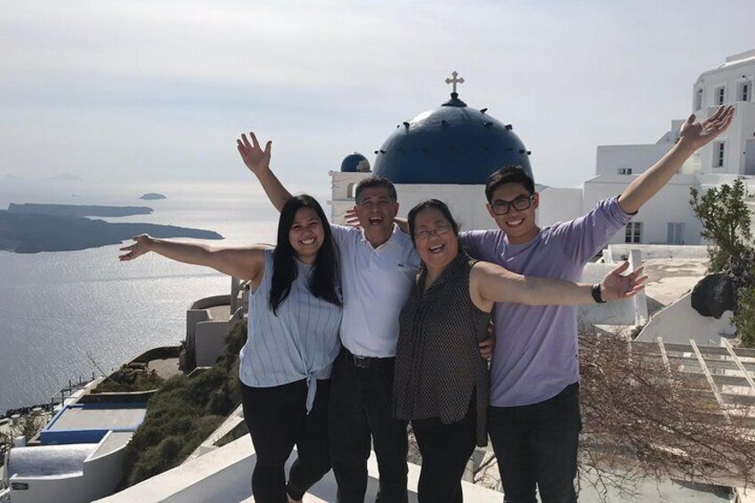 Santorini half day tour by local driver