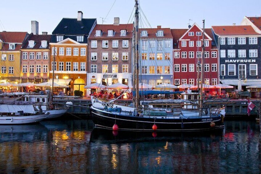 Copenhagen Private Guided tour by Car with Tailorable Itinerary