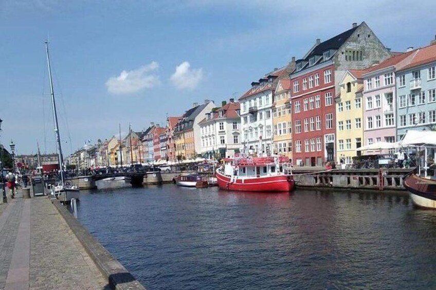 Copenhagen Private Guided tour by Car with Tailorable Itinerary