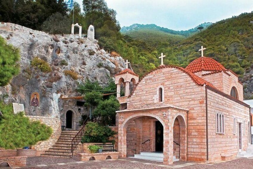 Saint Patapios Monastery