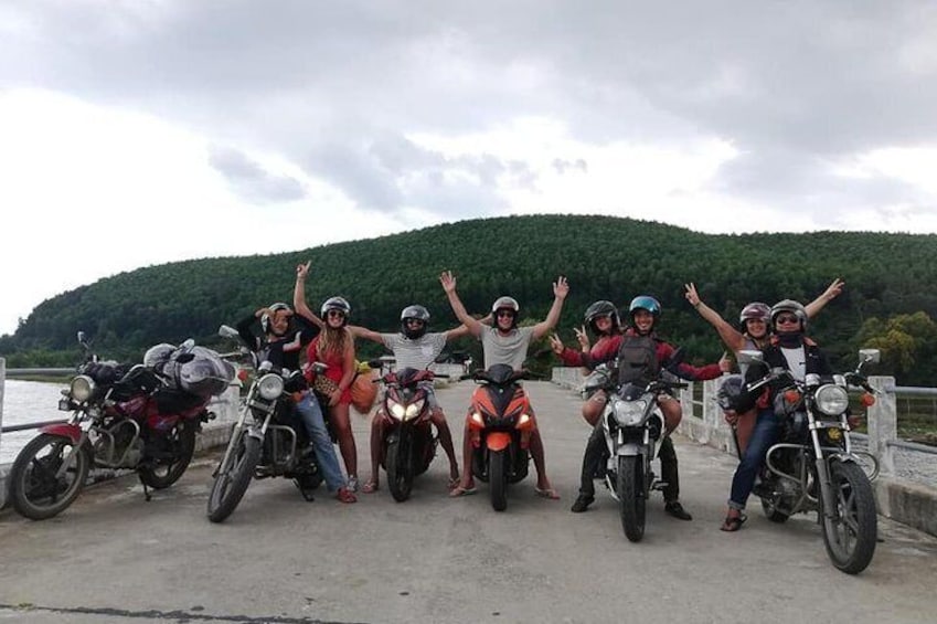 Motorbike tour Hue to Hoi An