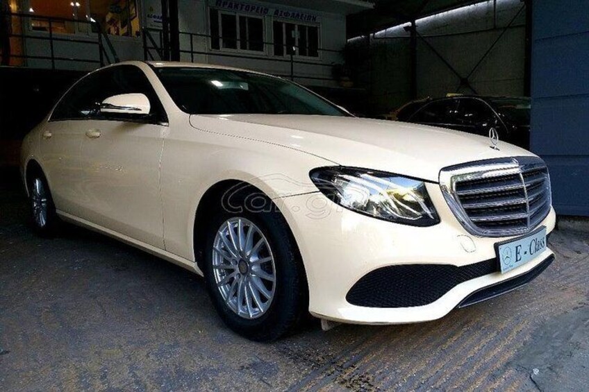 Luxurious Mercedes-Benz transportation Model 2017