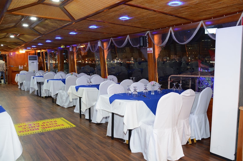 Dhow Cruise Dinner in Creek