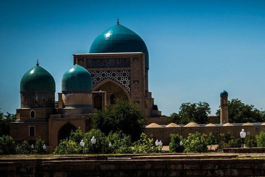 The Kok-Gumbaz mosque (the “Blue Dome”)