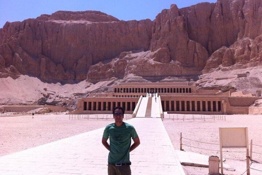 Private Half Day West Bank Tour to Valley of the Kings Queen Hatshepsut Temple and Colossi of Memnon