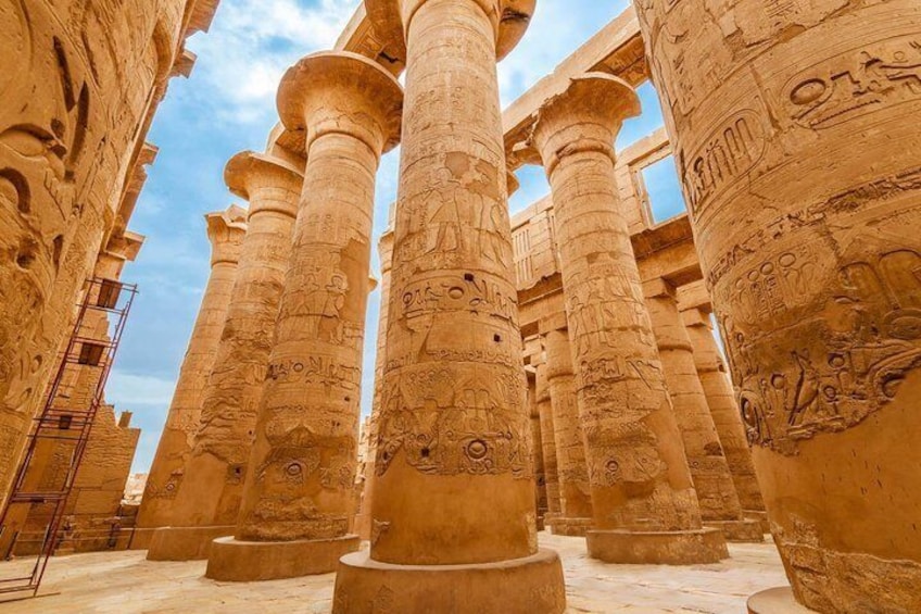 Luxor Private Full-Day Tour: Discover the East and West Banks of the Nile