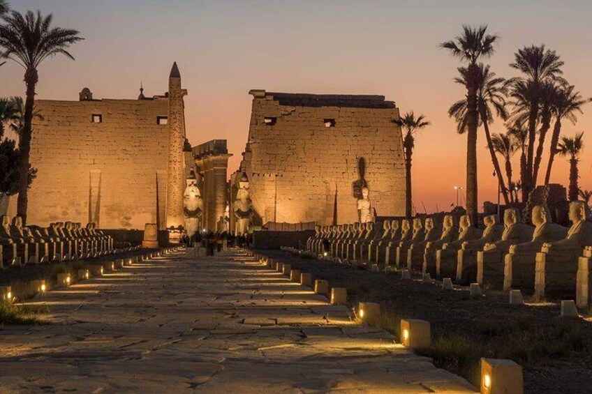 Luxor Private Full-Day Tour: Discover the East and West Banks of the Nile