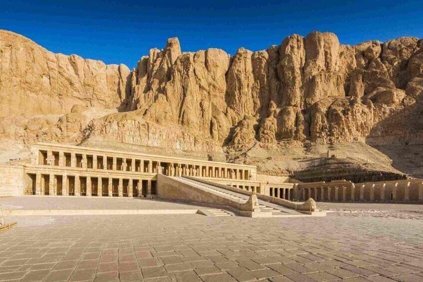 Full Day Tour to East and West Banks of Luxor