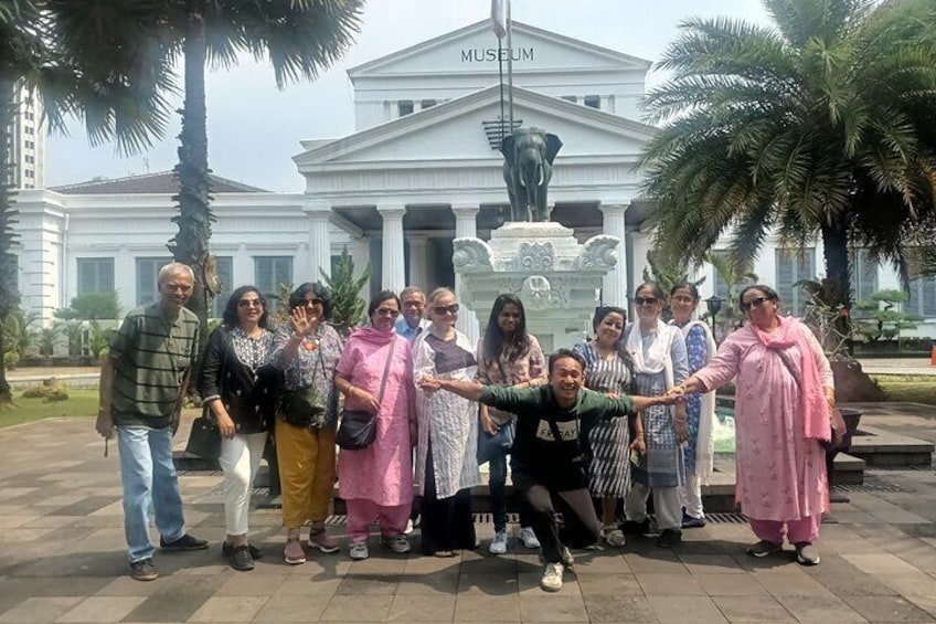 Jakarta Heritage "The Old Batavia" Tour with lunch and local gift