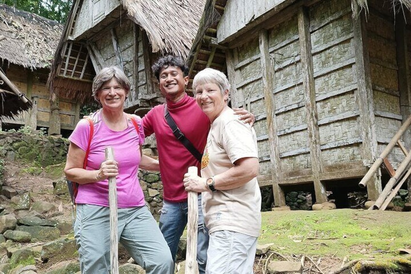 Baduy Tribal Tracker and Village in Private Tour Full Day & Lunch