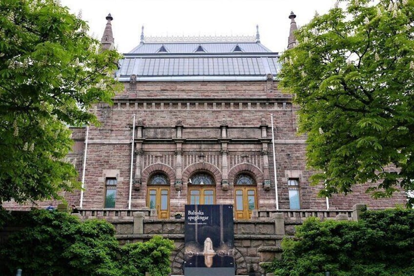 Tour to Old Capital Turku by VIP car with Private Guide