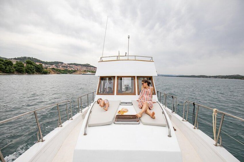 Gastro gourmet tour by Dot@ boat