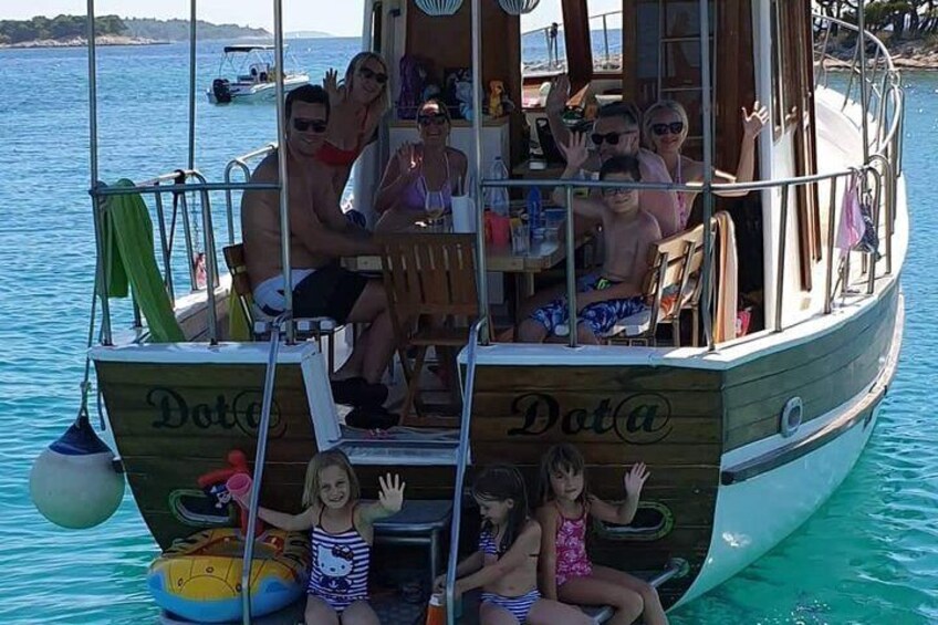 Gastro gourmet tour by Dot@ boat