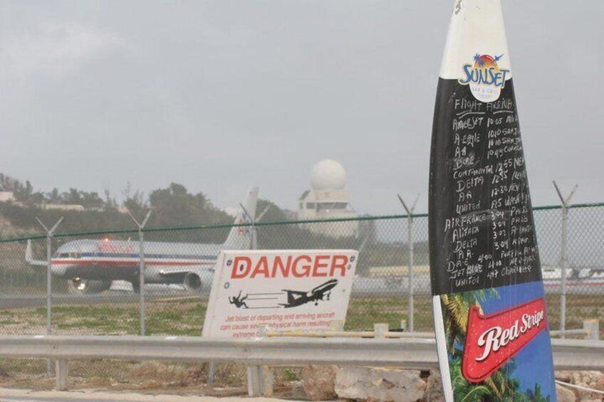 Maho Beach Extreme Jet Blast