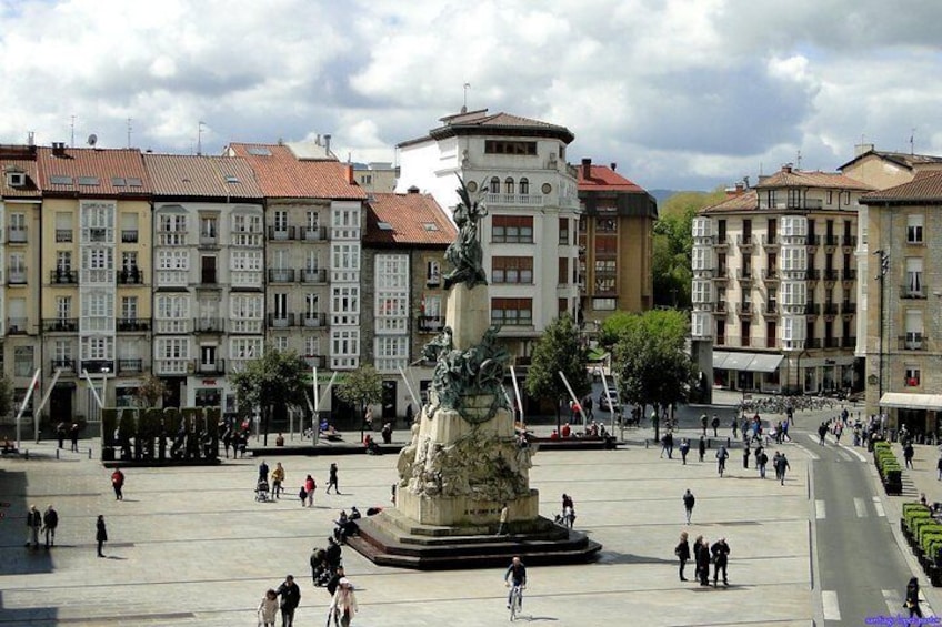 Plaza de la Virgen Blanca, Vitoria-Gasteiz