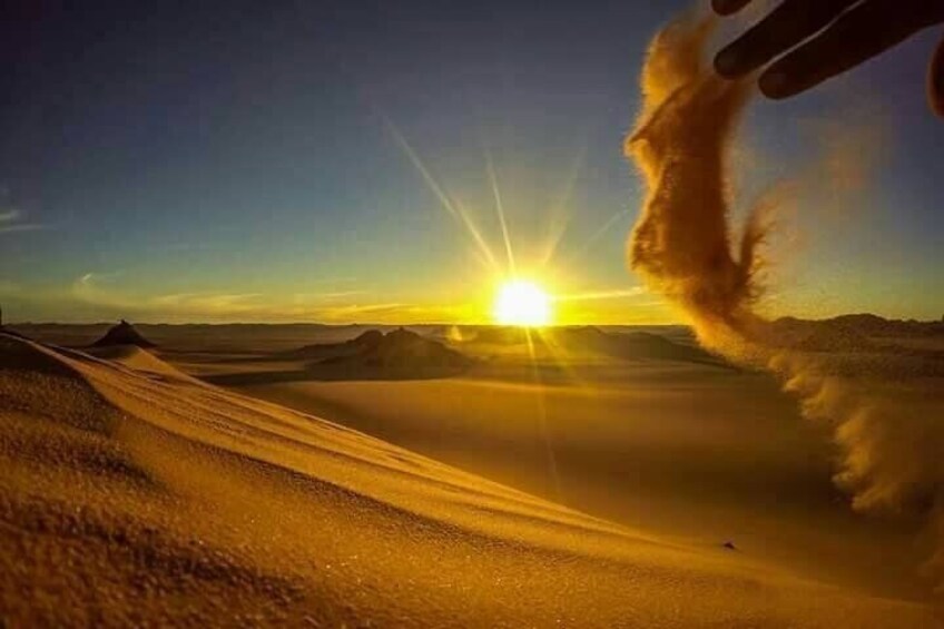 Sunrise Walking Trip In Merzouga Desert With Local Guide
