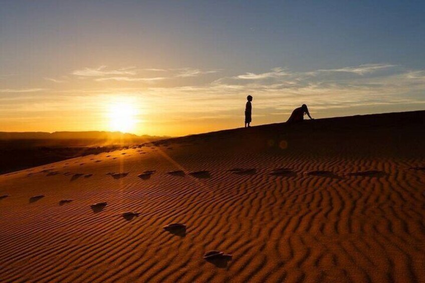 Sunrise Walking Trip In Merzouga Desert With Local Guide, No Extra Fee.