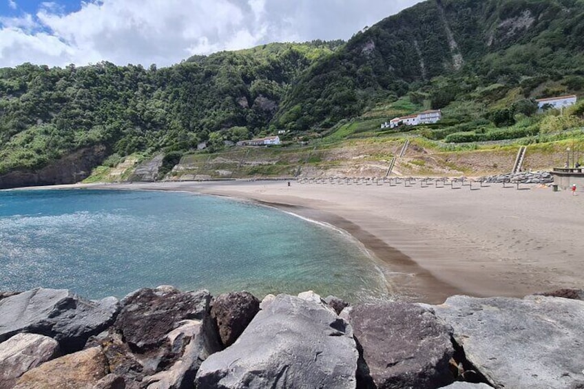 Full-Day Furnas Tour: Lake, Fumaroles and Thermal Pools 4x4