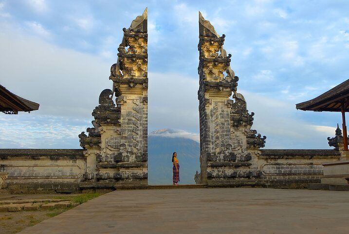 Most Scenic Instagram Spot: Lempuyang Temple, Tirta Gangga & Taman Ujung