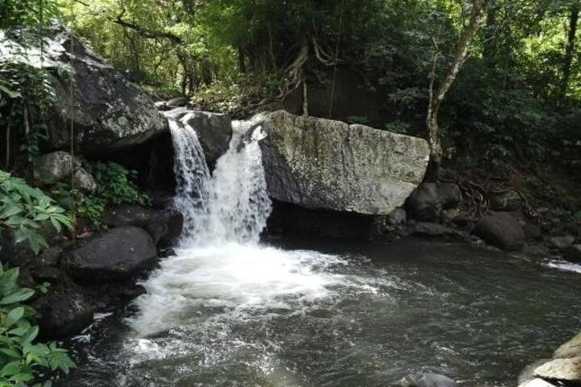 Walliabou Heritage Park and mini falls