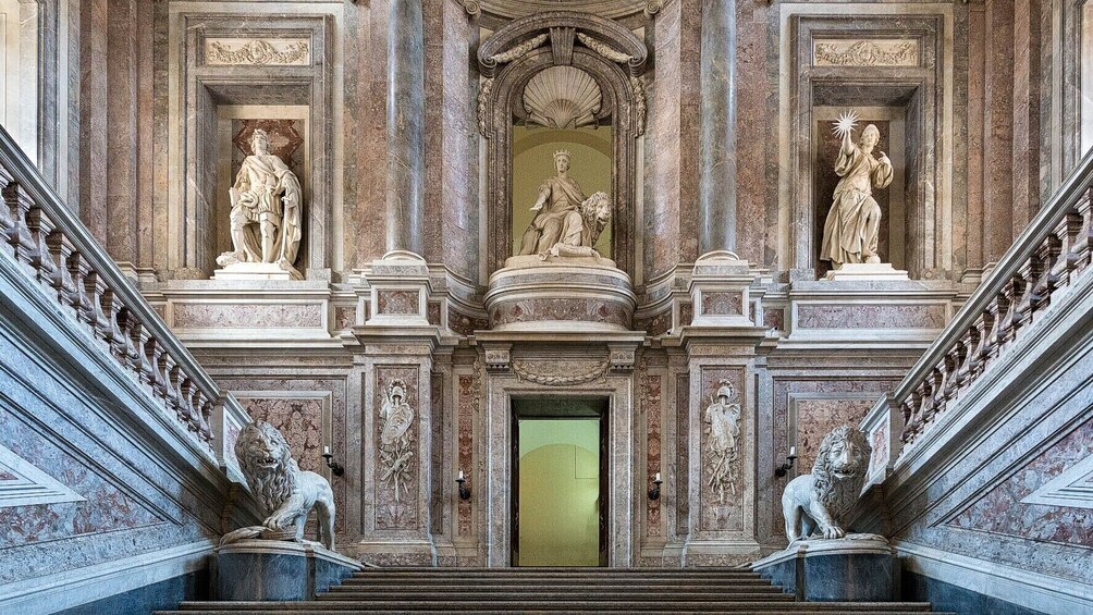 Private tour Royal Palace of Caserta, from Naples