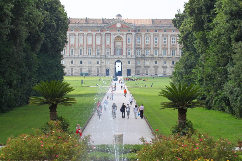 Private tour Royal Palace of Caserta, from Naples