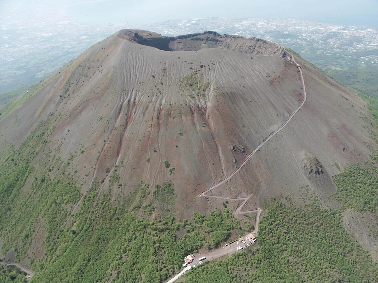 Private Mt Vesuvius tour from Naples - only driver