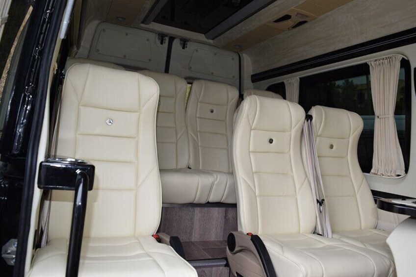 Mercedes Sprinter Minibus
