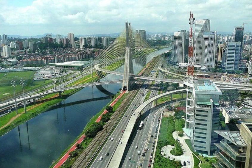 Pinheiros River