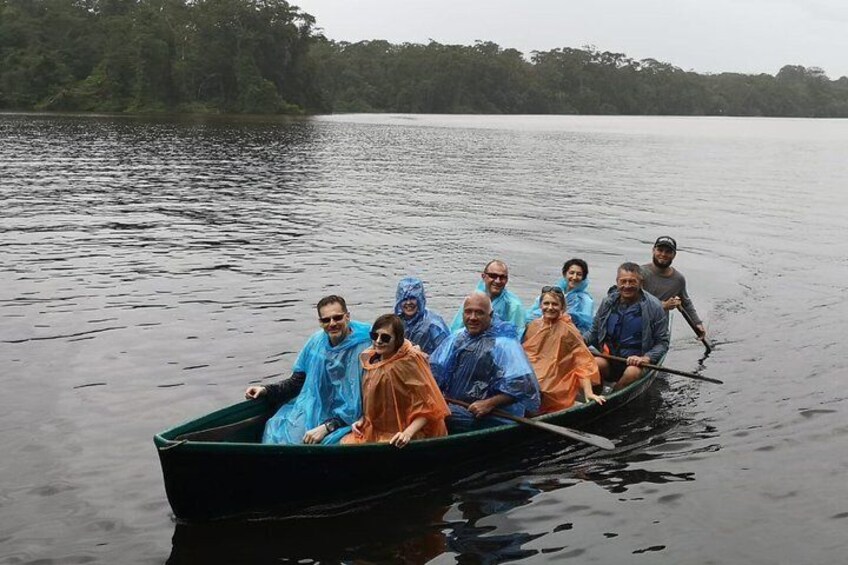 Canoe tour in Tortuguero