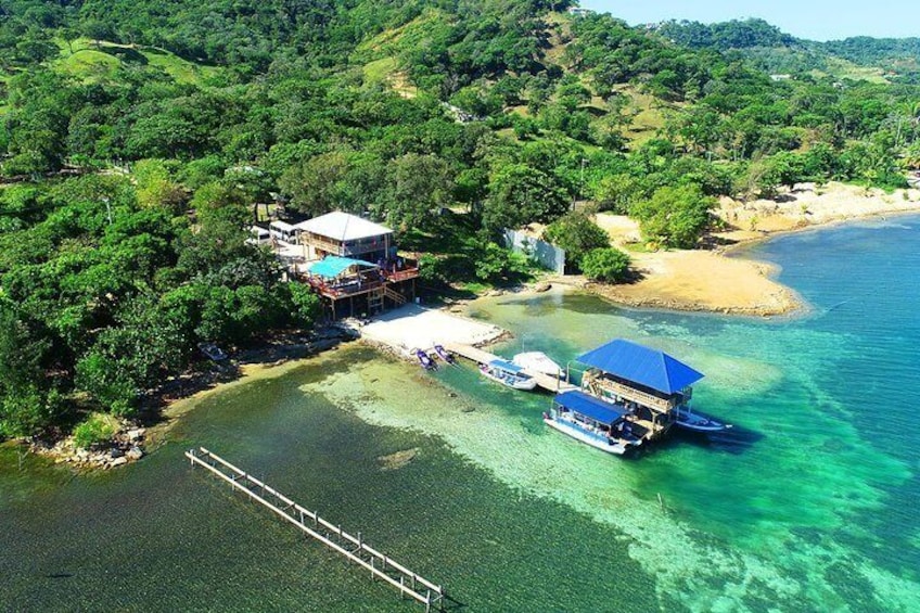 Our location is perfect for a day of fun in Roatan