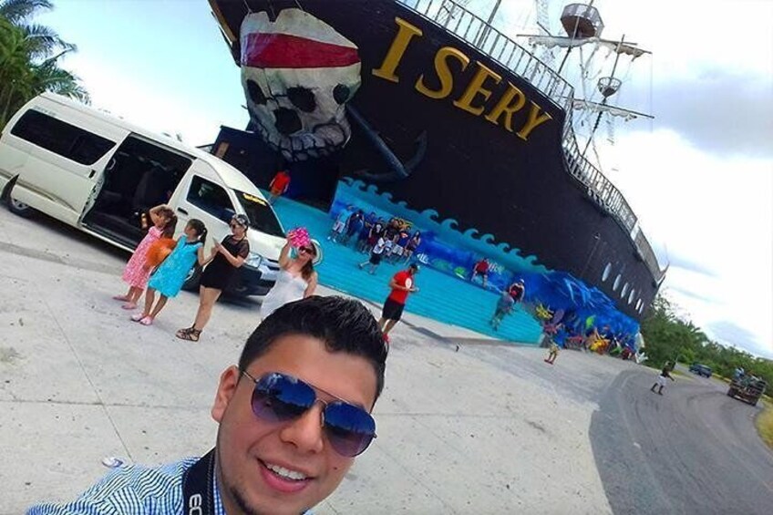 Stop at the Isery boat for photos with your group