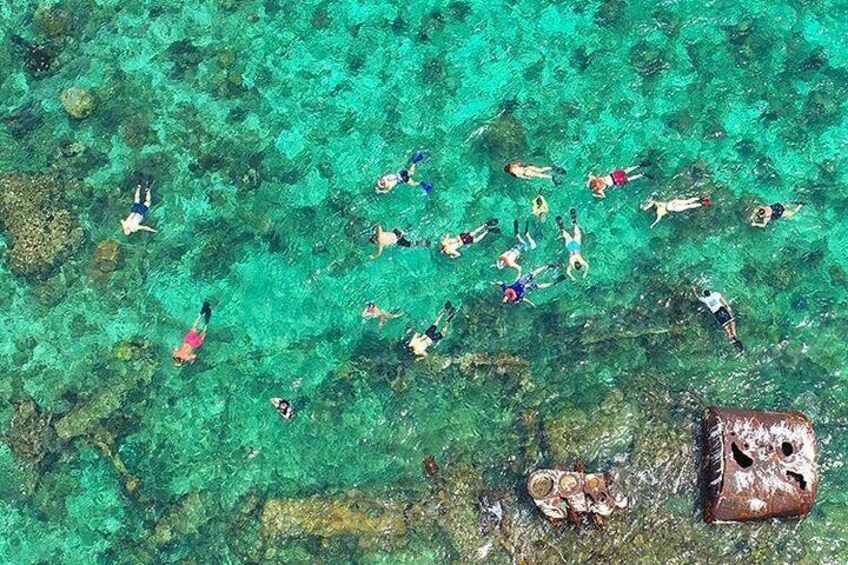 Shipwreck snorkeling site