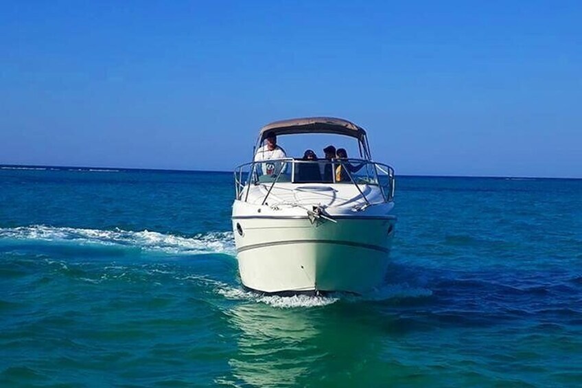 VIP Private Yacht Snorkeling, Shipwreck, Starfish, Transfer Included 