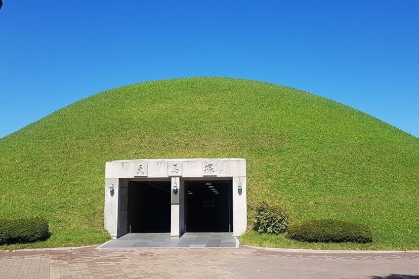 Gyeongju ONE DAY (History + Heritage + Culture + Local food + Craft)